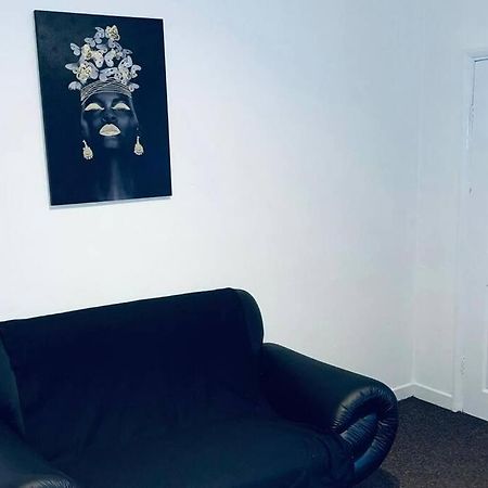 Comfortable Town House In Coventry City Centre Villa Luaran gambar