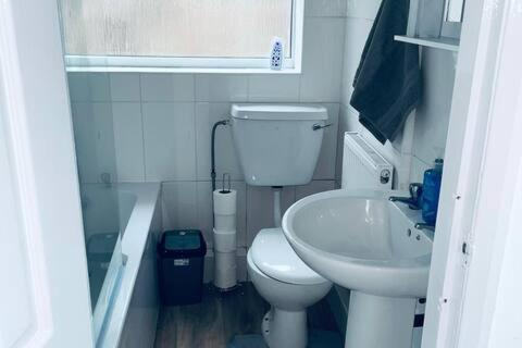 Comfortable Town House In Coventry City Centre Villa Luaran gambar